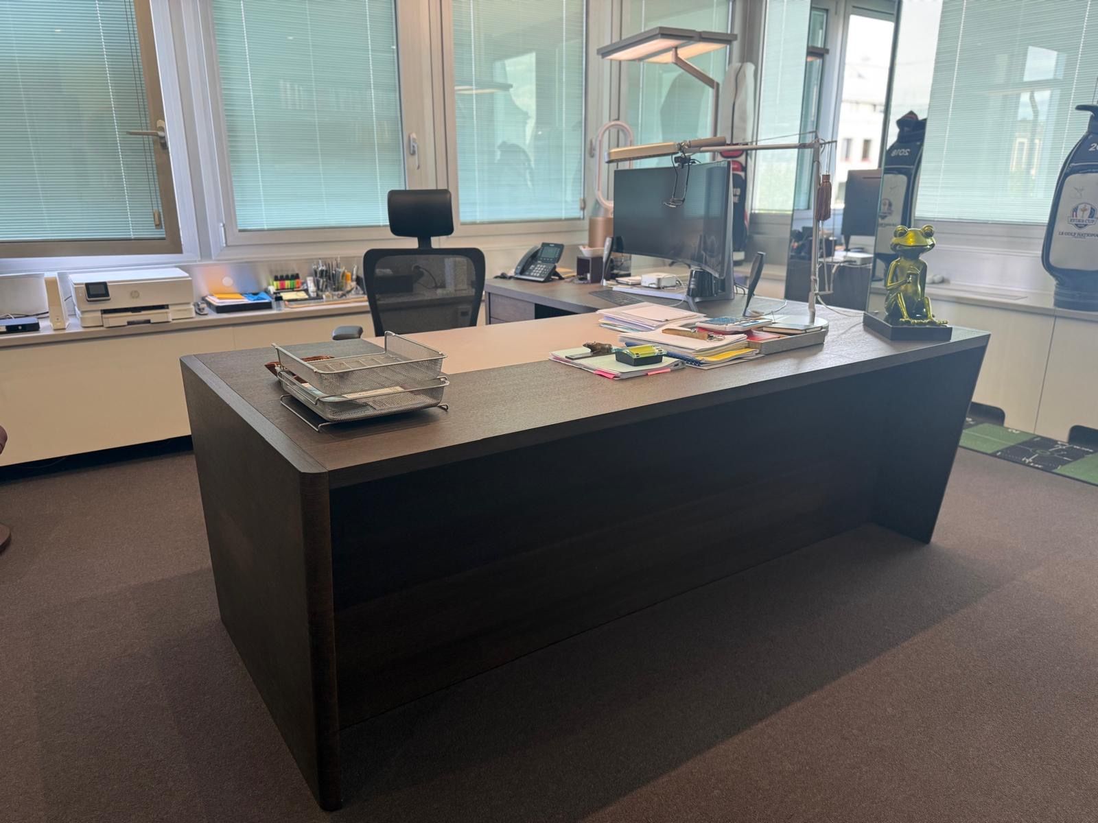 Scrivanie: Bureau Direction fait sur Mesure – Usato da Genève venduto da rod_y92f 3