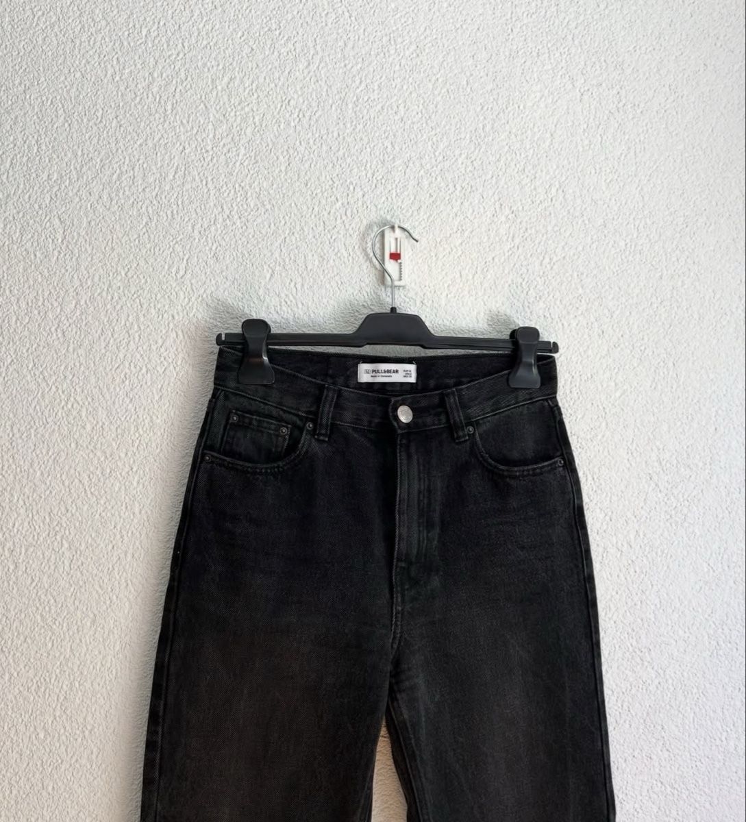 Pull&Bear Jeans: Pull&Bear Mom Jeans  – Usato da Chur venduto da faja7000 1