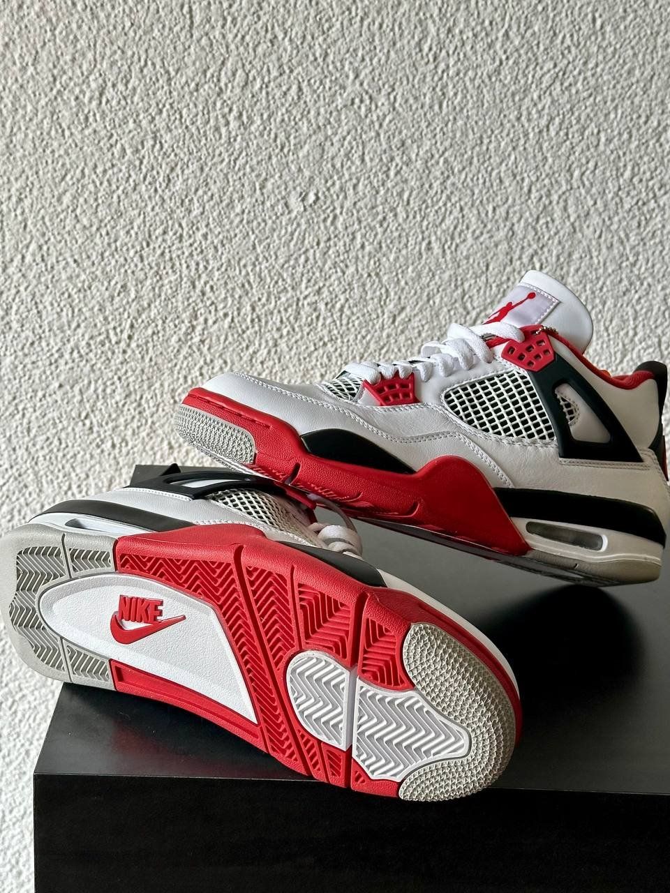 Scarpe da uomo: Jordan 4 Retro OG Fire Red 2020 – Nuovo e nell'imballaggio originale da Schaffhausen venduto da mog_9m9g 4