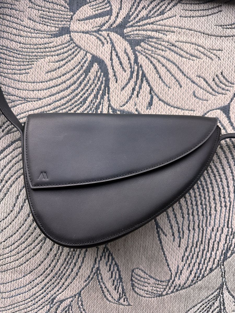 Taschen für Damen: Umhängetasche schwarz Leder KAAI – Neu (gemäss Beschreibung) aus Uettligen von fabi1000 1