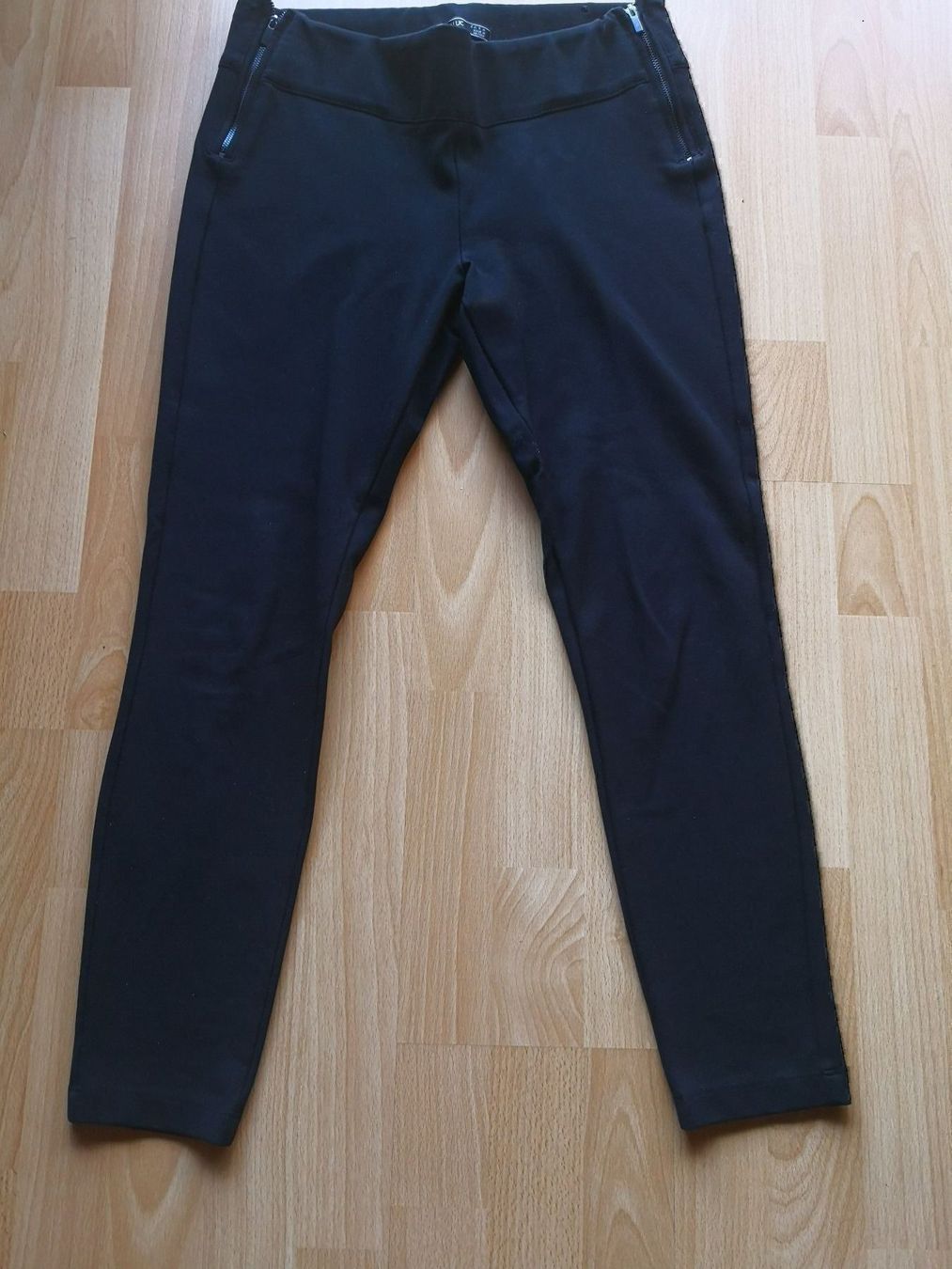 Hosen: ZARA WOMAN - Pants – Gebraucht aus Gentilino von berrama