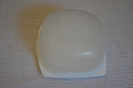 TUPPERWARE