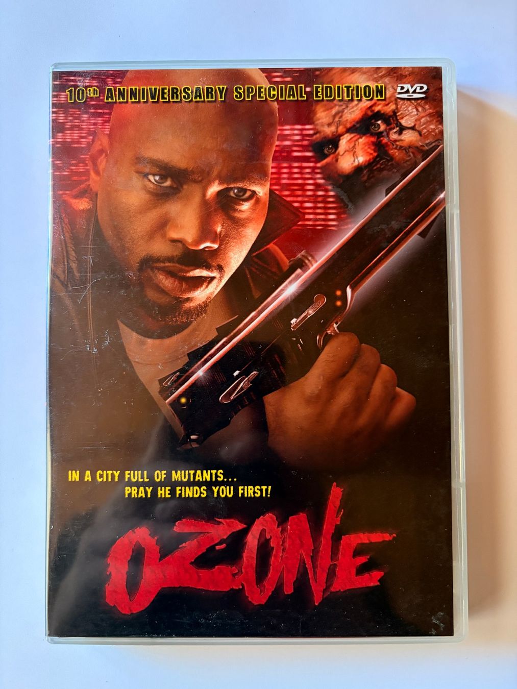 Tutti i DVDs: OZONE (1994) Uncut DVD ab CHF 1.- – Usato da Lützelflüh-Goldbach venduto da Blink840