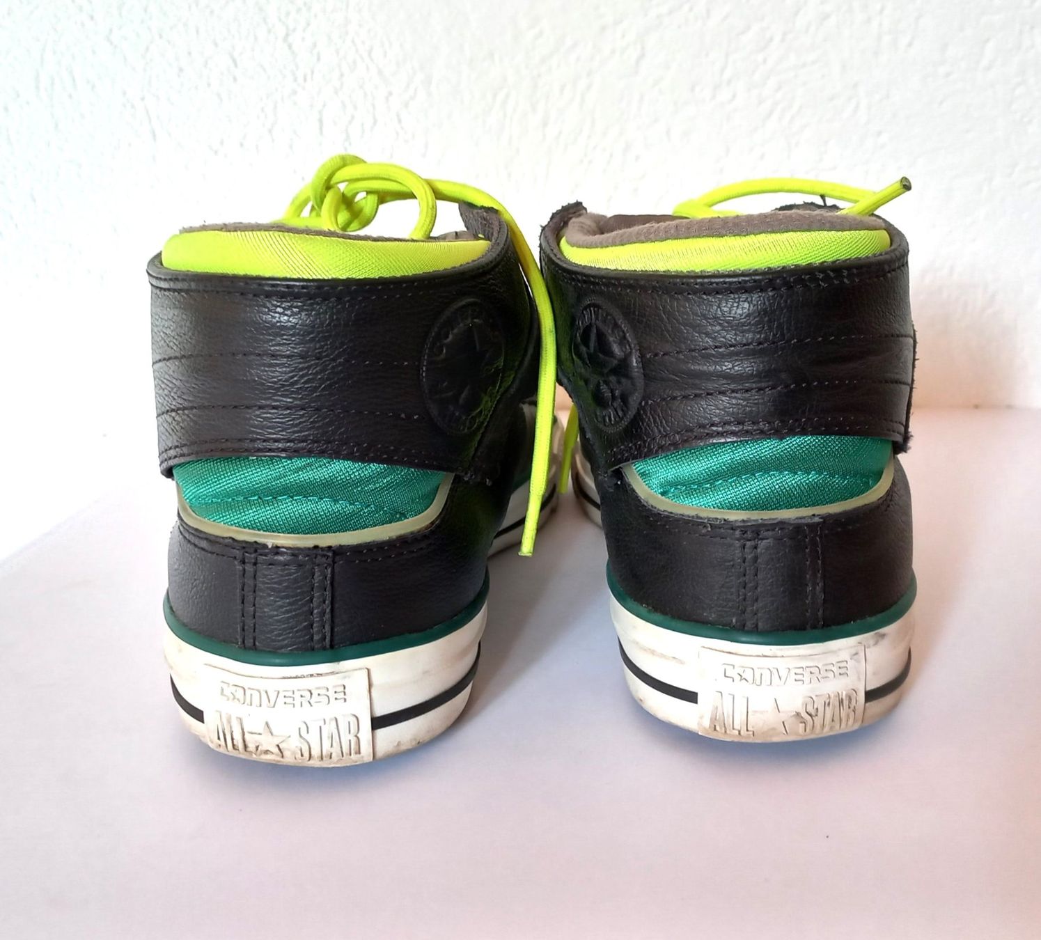 Converse Scarpe da uomo: Converse Herren Leder Sneaker Gr. 41,5 – Usato da Bévilard venduto da belkin 4