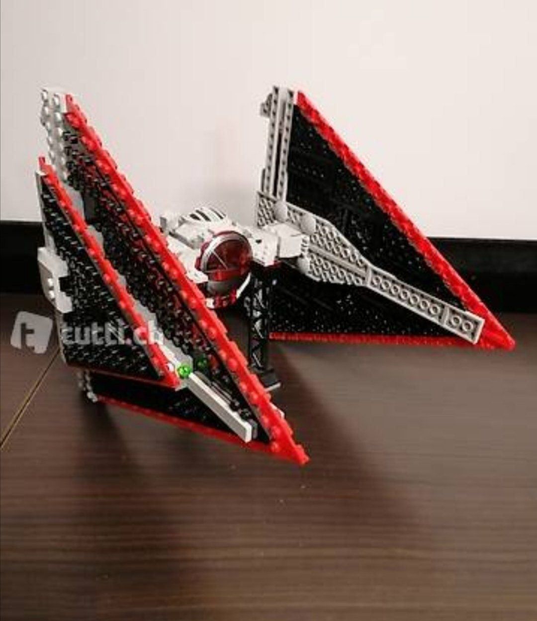 Star Wars Giocattoli: Lego Star Wars Sith Tie Fighter – Usato da Buchs SG venduto da OuterRim86