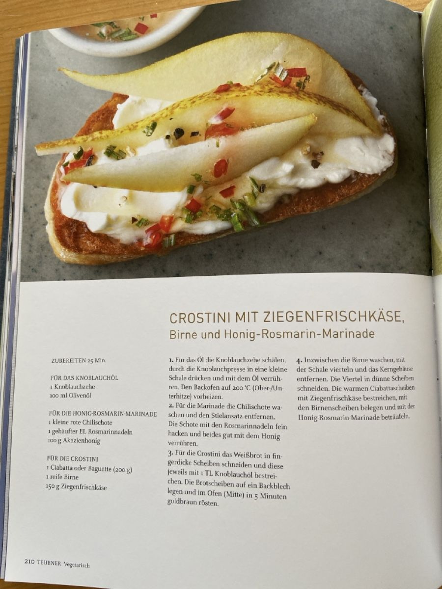 Libri: Kochbuch Teubner Vegetarisch neuwertig – Nuovo (secondo la descrizione) da Villmergen venduto da Savogin 5