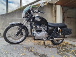 TRIUMPH Bonneville 800