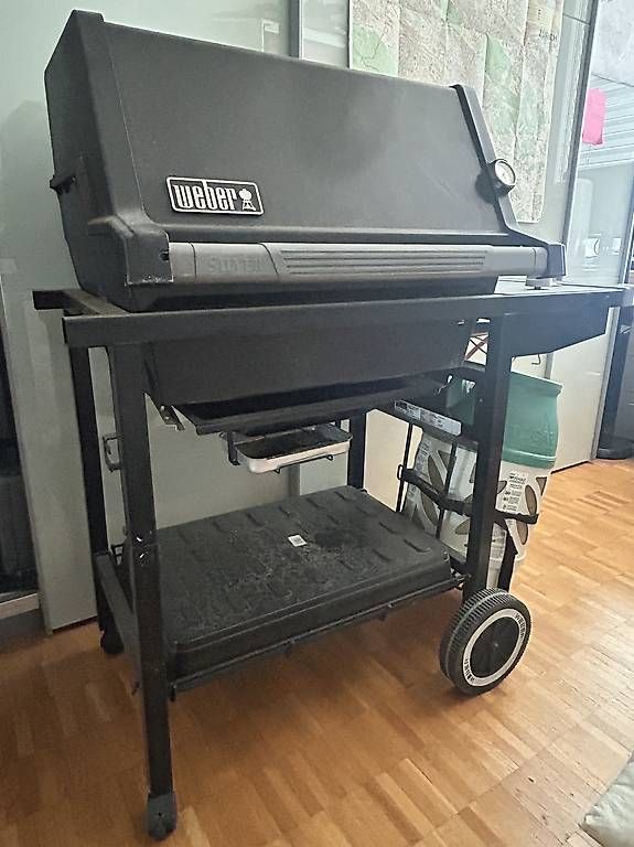 Grills: Grill Weber  – Gebraucht aus Oberweningen von gta_kl5b