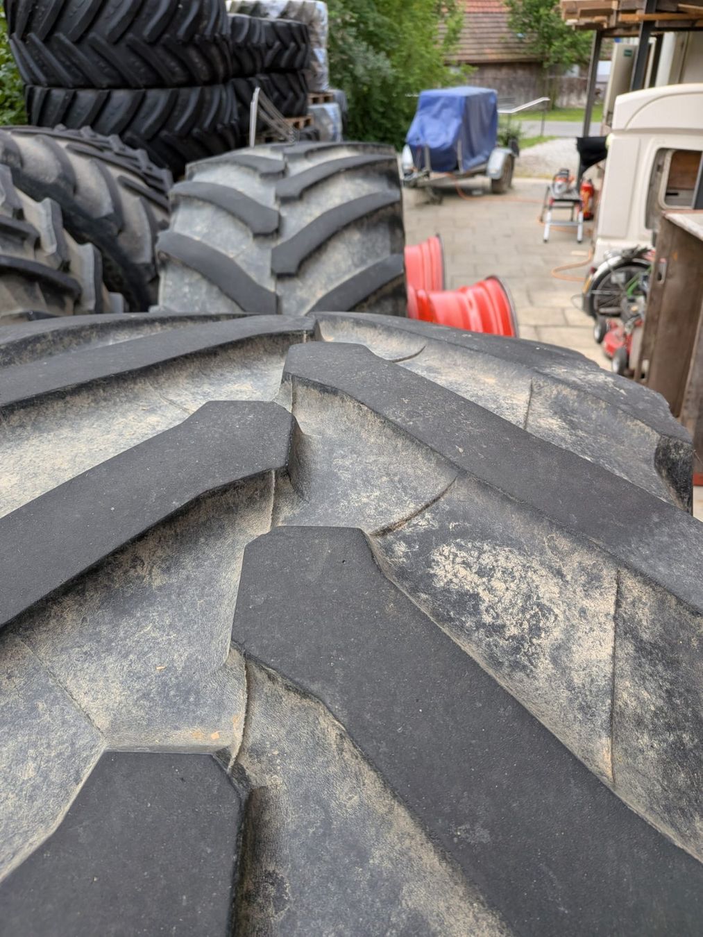 Pneumatici & Ruote complete: Trelleborg 650/65R38 40% – Usato da Grasswil venduto da LMG 3