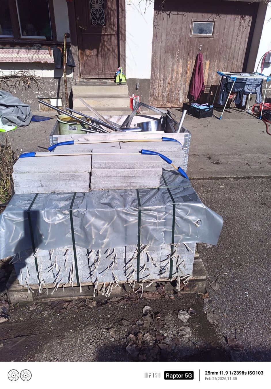 Rivestimenti per pavimenti: Gartenplatten 20x40cm – Nuovo e nell'imballaggio originale da Zürich venduto da gregorvonah 1