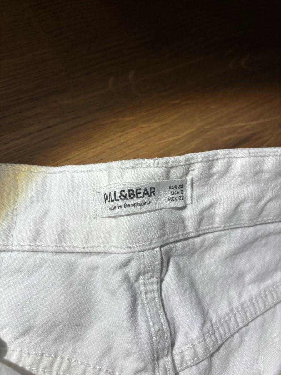 Pull&Bear Jeans: PULL&BEAR white jeans shorts – Nuovo (secondo la descrizione) da Lavigny venduto da bea_26wd 2
