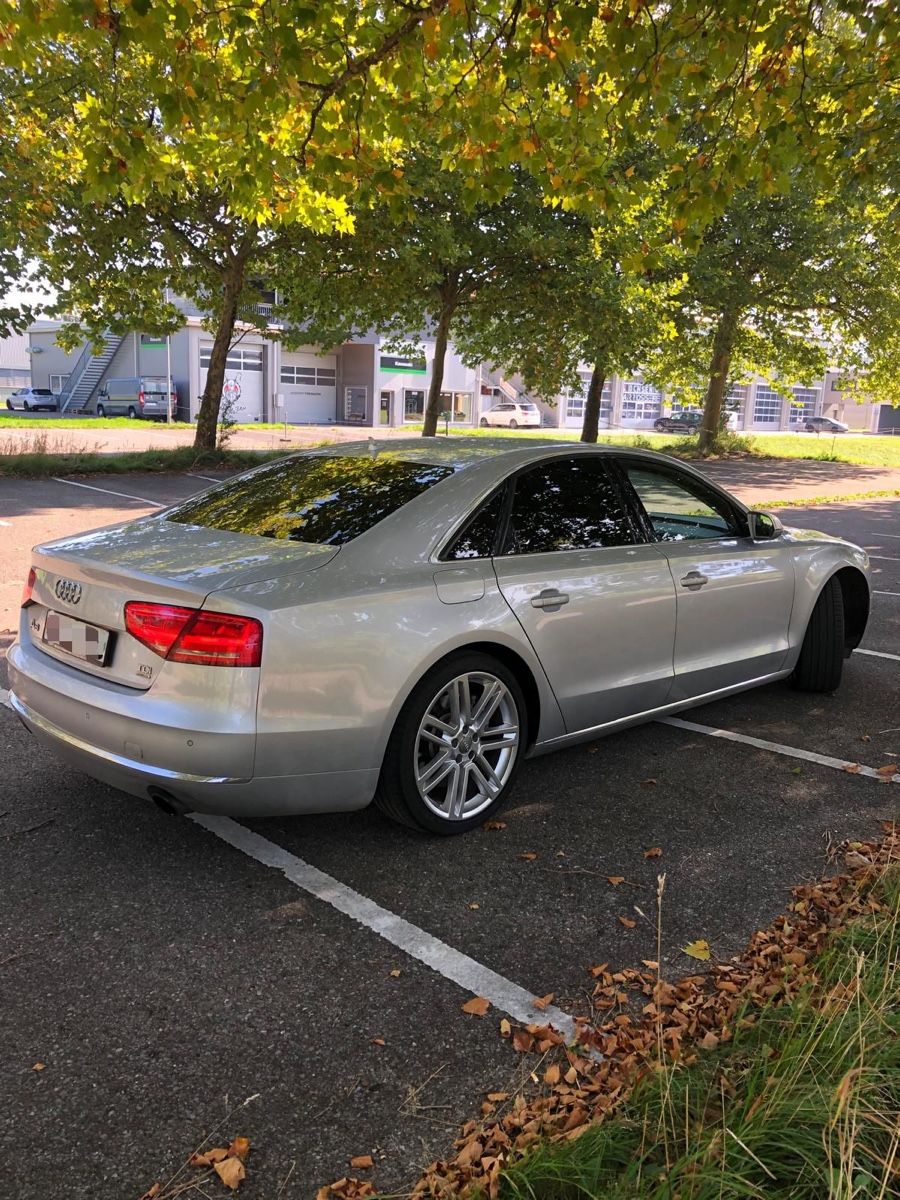 Audi Automobili: Audi A8 4.2 TDI quattro – Usato da Rüthi (Rheintal) venduto da la.07 1