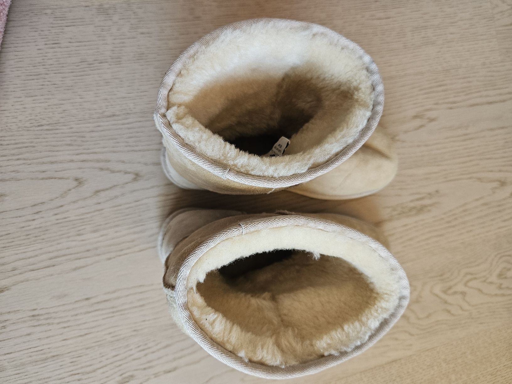 Ugg Scarpe da uomo: Klassische UGG Boots in Sand, Grösse 42 – Usato da Rotkreuz venduto da Bibi2405 3