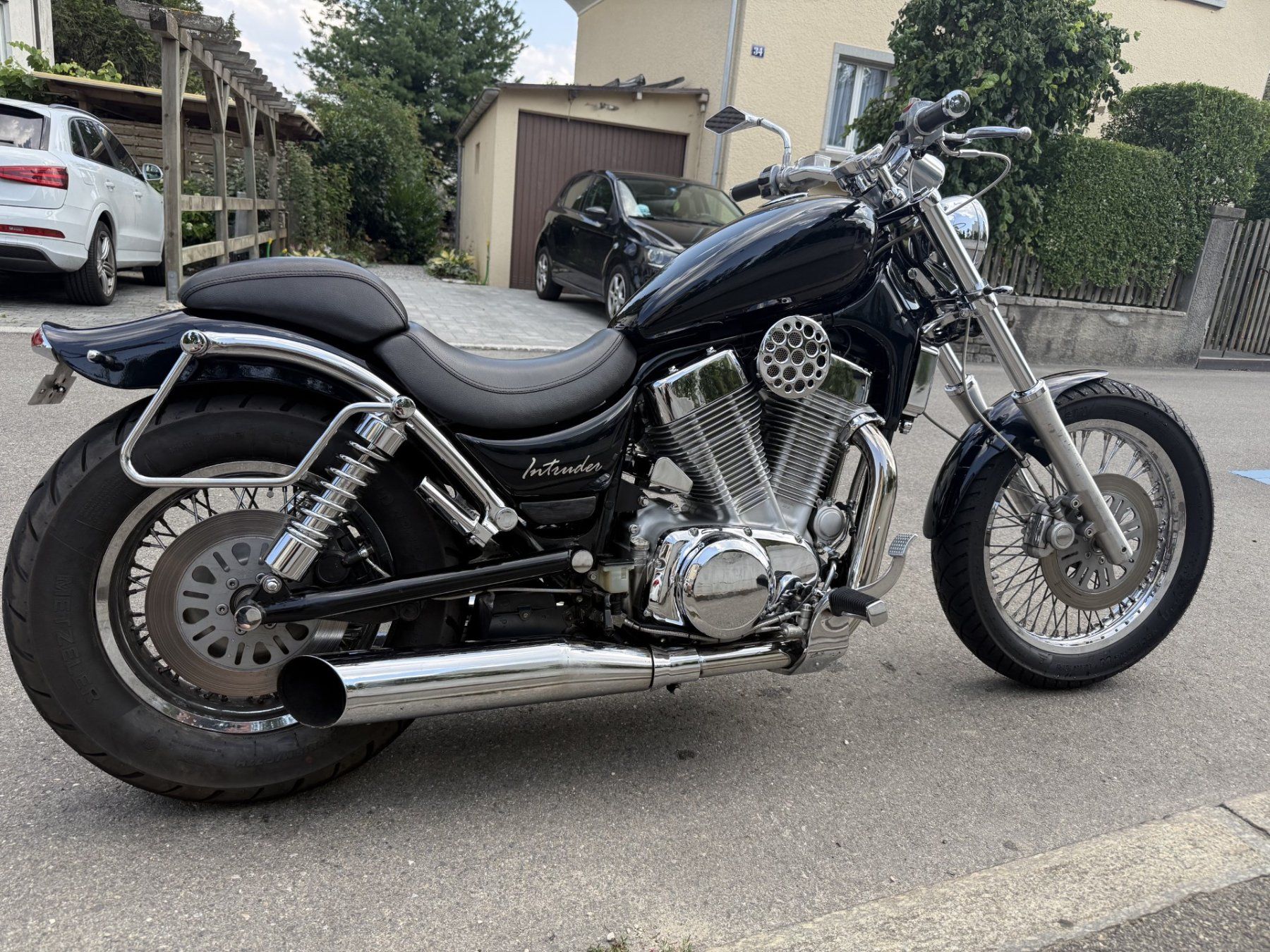 Suzuki Strada: Suzuki Intruder VS 1400 GLP – Usato da Biel/Bienne venduto da ecu
