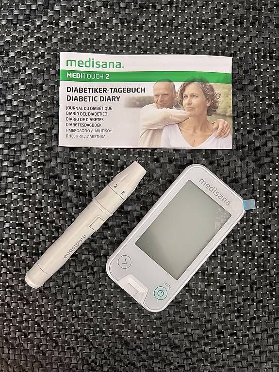 Attrezzature mediche: Blutzuckermessgerät  Komplettset – Usato da Basel venduto da Ricardo_X 2