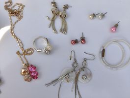 Schmuck Konvolut: Ringe, Halsketten, Ohrringe - Sommer! Pink