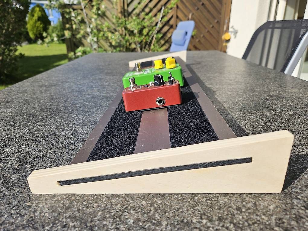 Musikinstrumente: XL Pedalboard – Gebraucht aus Nottwil von SlowRide 4