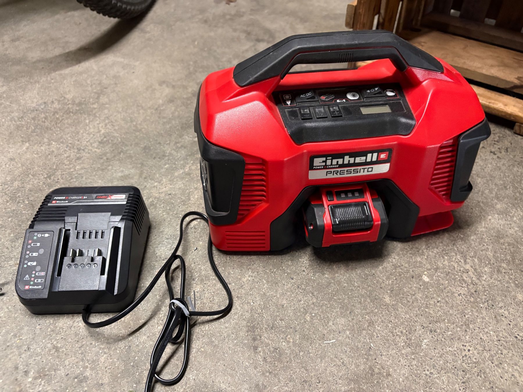 Camping Fahrzeuge: Flat Jack 2.0 Luftkissen mit Kompressor Einhell Pressito – Gebraucht aus Fanas von Macchansv 2