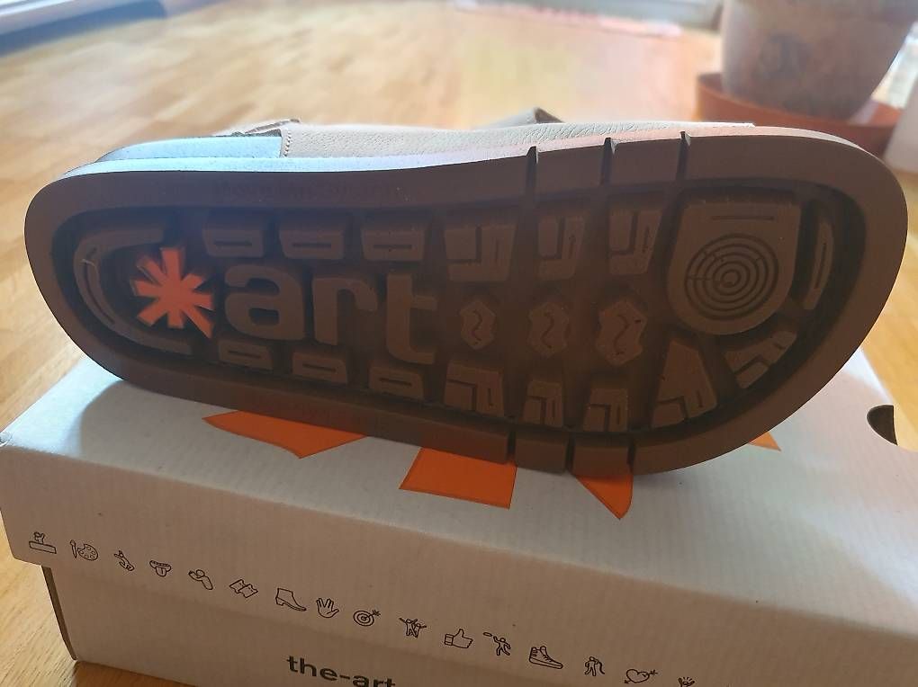 Scarpe da donna: NEUE "Art" Sandalen (39) – Usato da Zürich venduto da CaputoGa 1