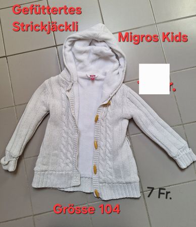 Gefütterte Strickjacke 104