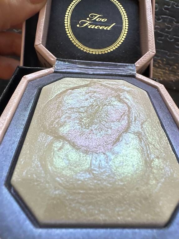 Make-up: Too Faced Light Diamond Fire Highlighter – Gebraucht aus Pfäffikon SZ von Melanie335 1