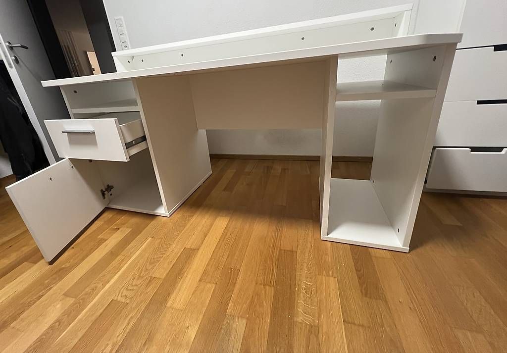 Schreibtische: Bürotisch – Gebraucht aus Holziken von mih_jqw8 3