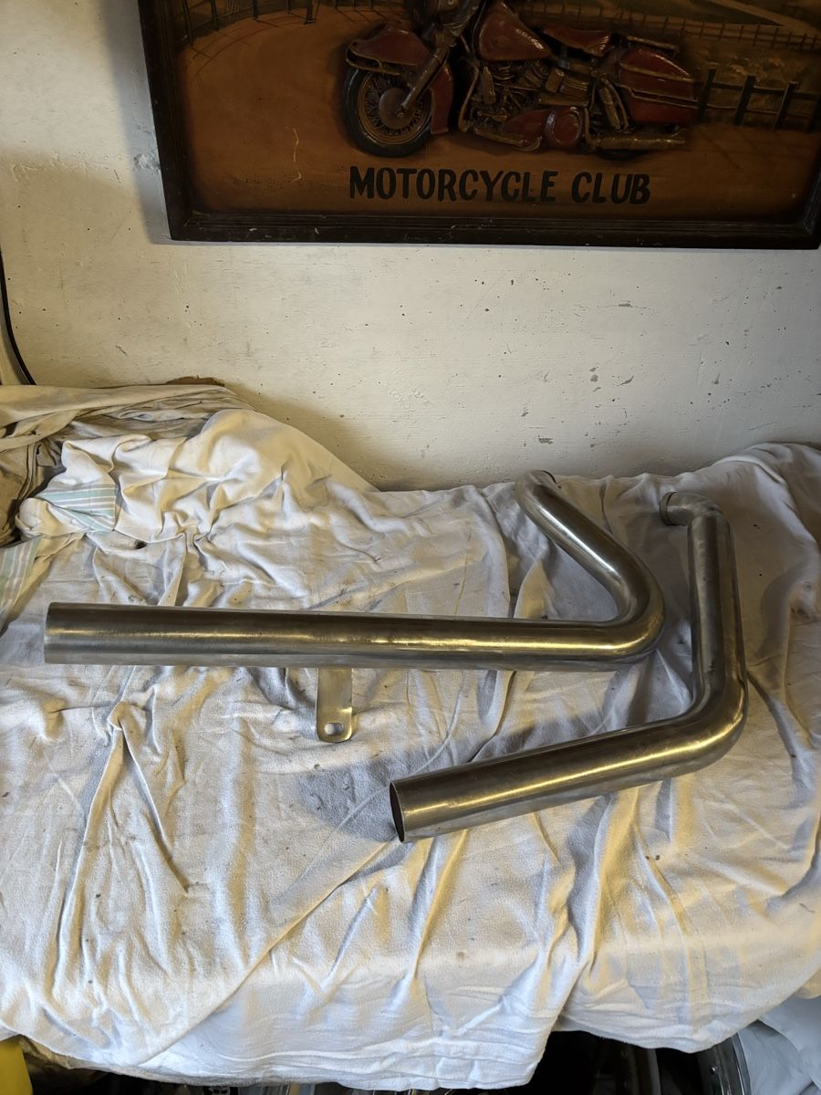 Harley-Davidson Tutti i ricambio per moto: Harley Davidson Auspuffkrümmer – Usato da Schötz venduto da Harley35