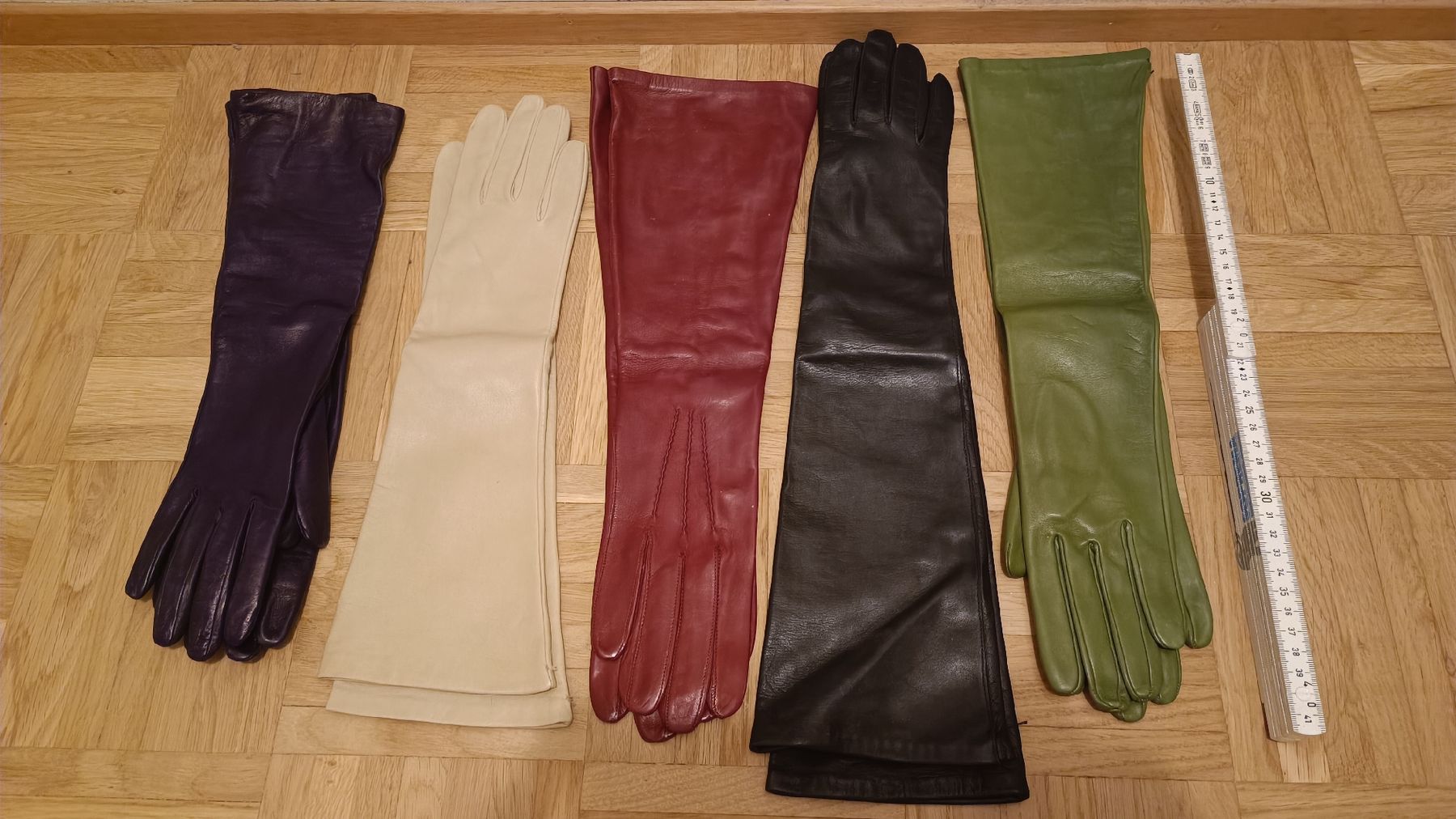Guanti & manicotti: Elegante Lederhandschuhe lang, 5 Farben, Gr. M/L – Nuovo (secondo la descrizione) da Baden venduto da zuppel 1