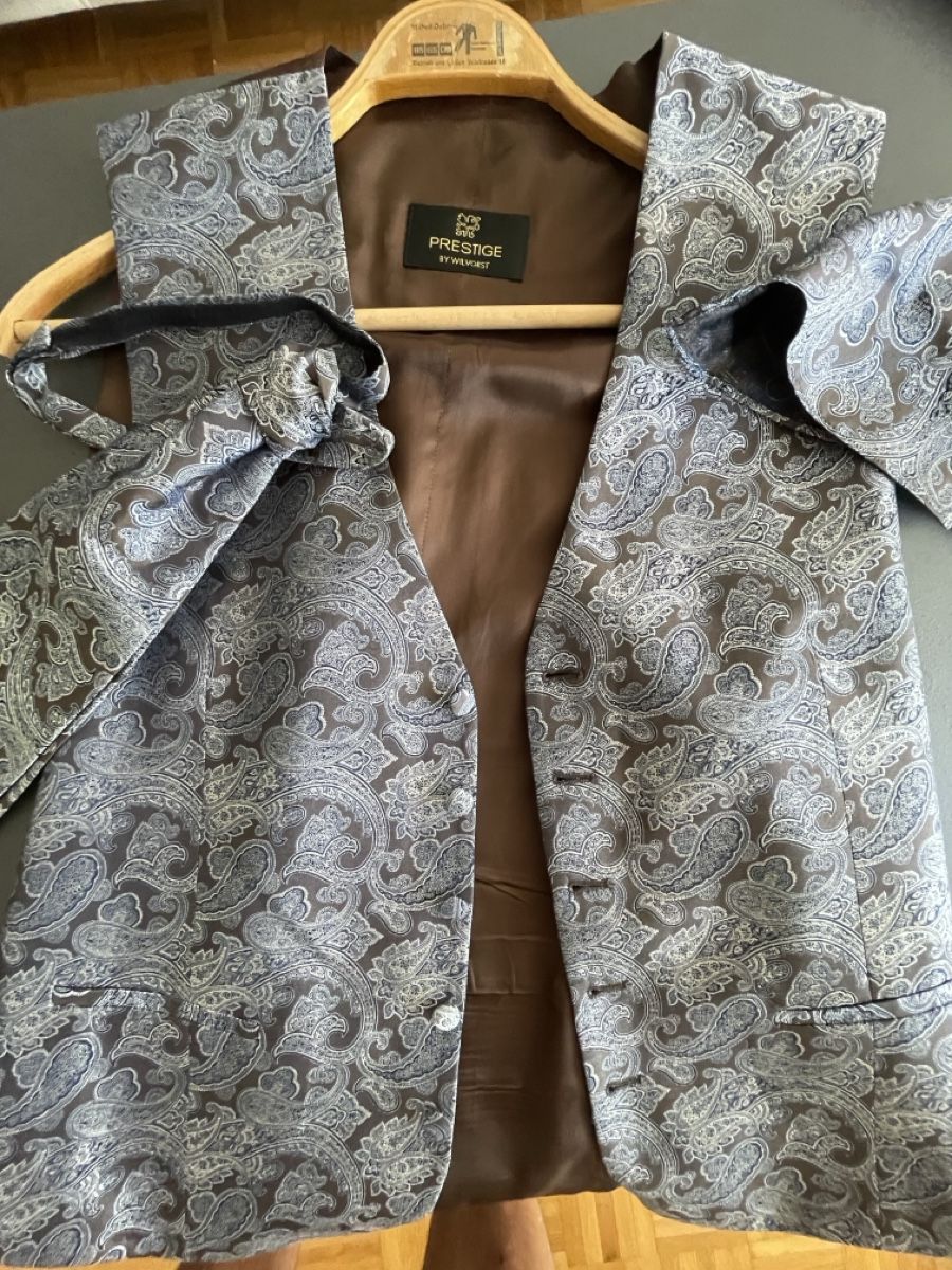 Gilet & Giacche: Herren Weste Krawatte neuwertig Paisley-Muster – Nuovo (secondo la descrizione) da Volketswil venduto da mar_7fvr 1