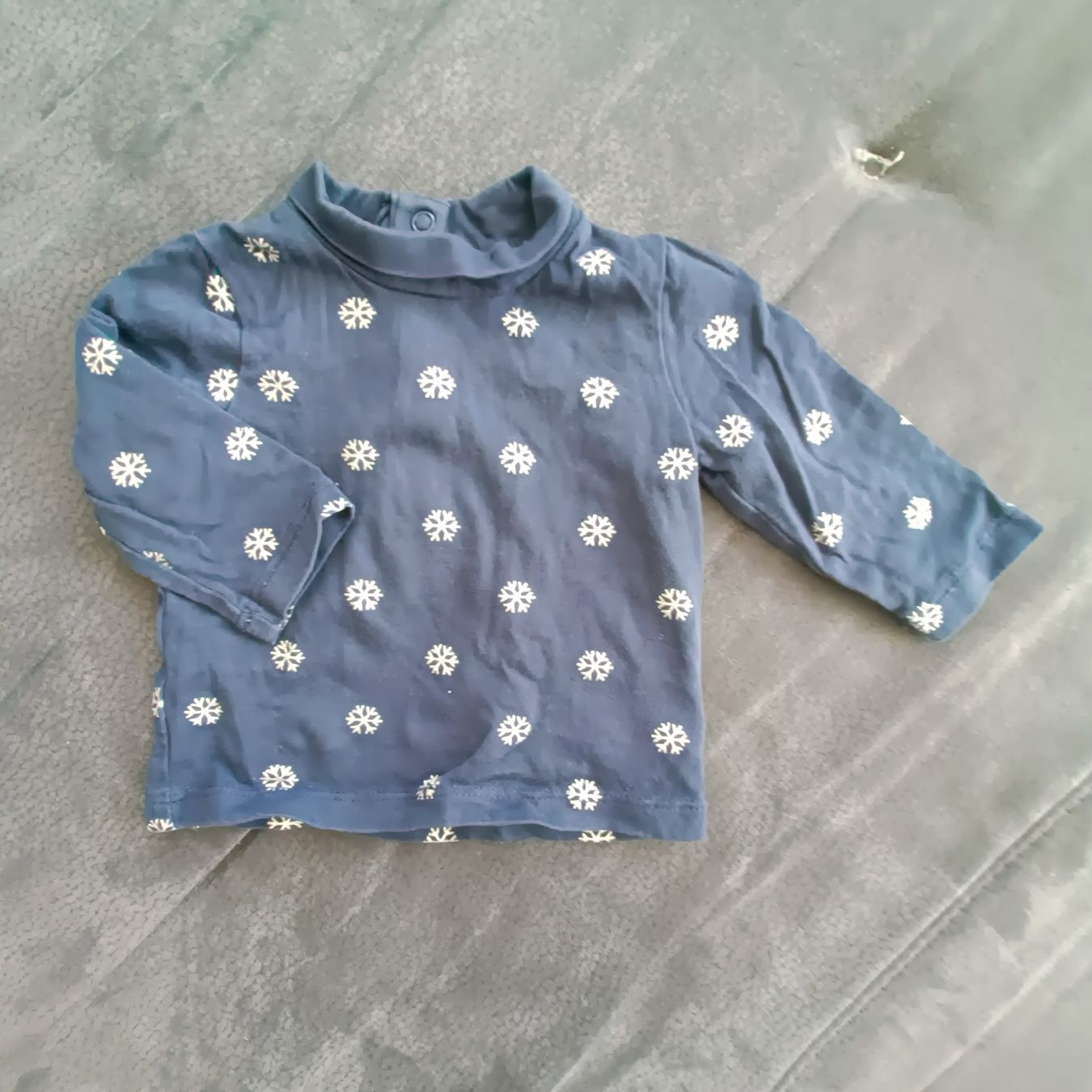 Pullover & Sweatshirts: Pullover Grösse 62 – Gebraucht aus Jaberg von urig17.