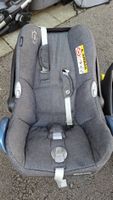 Maxi-Cosi Cabrio-Fix Babyschale mit EasyFix Basis Unfallfrei