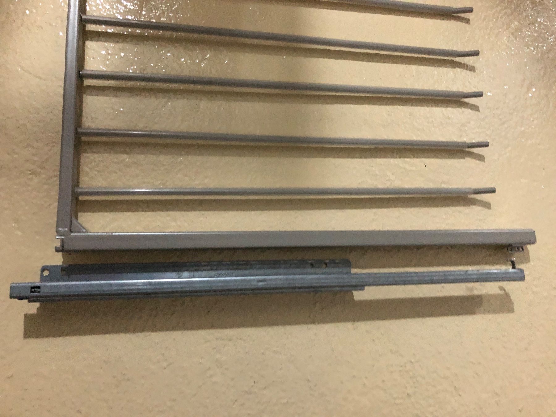 Ikea Scaffali: Ikea Hosenhalter – Usato da Pfeffikon LU venduto da doubledouble-u 1