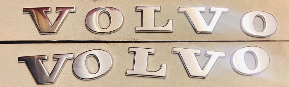 VOLVO Emblem Schriftzug Logo (Gebraucht) in Buttikon SZ für CHF 15 ...
