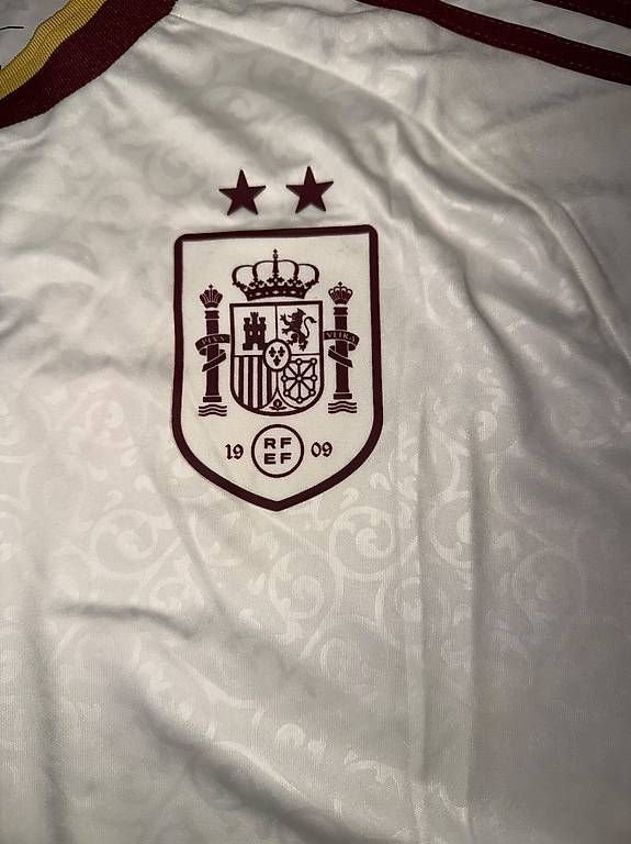 Canottiere & Pantaloni: Spanien Trikot – Usato da Ittigen venduto da tij_dvs7 2