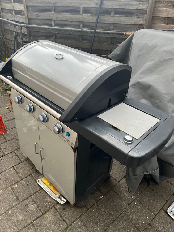 Gas Grill inkl Gasflasche von Campingaz 4 Series Classic LXS Kaufen auf Ricardo