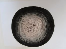 Strickgarn,  52% BW, 48% Acryl,  Bobble 200 g (Nr.10)