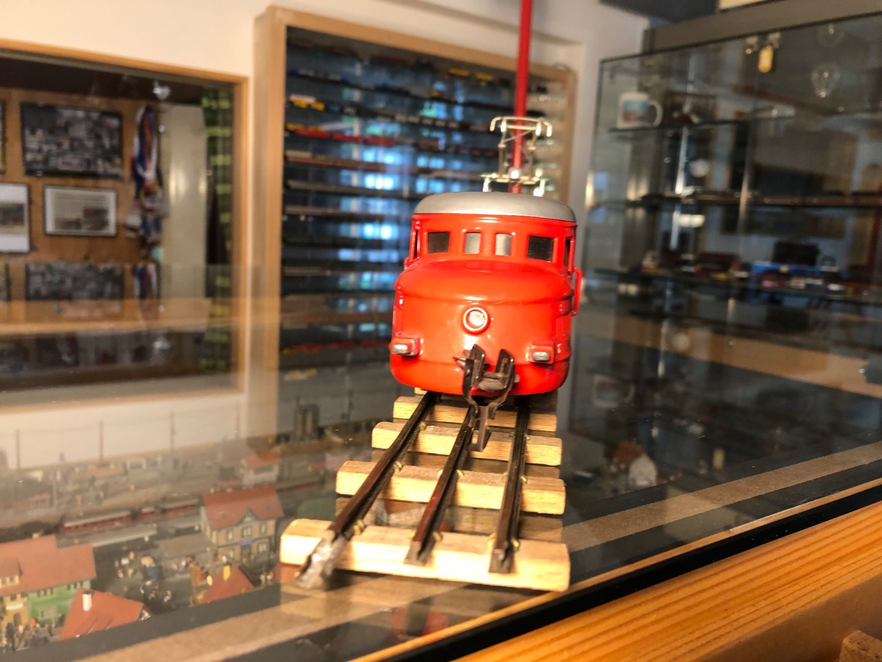 Märklin Modellini di ferrovie: märklin E-Look Roter Pfeil – Usato da Klarsreuti venduto da Sbirolipiero 1
