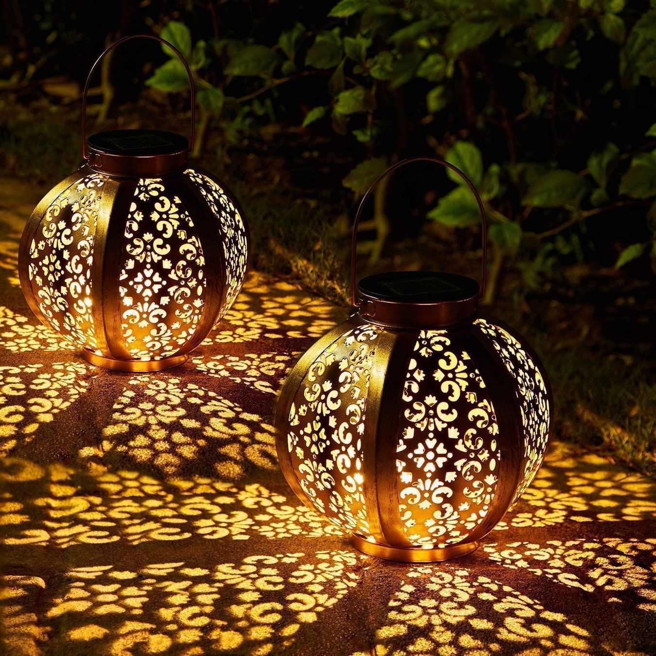 Solarlampen Für Außen – 2 Stück, LED Mit Schmetterlings- & Blumenmuster, IP65 Wasserdicht, Metallisch, Hängend Oder Stehend