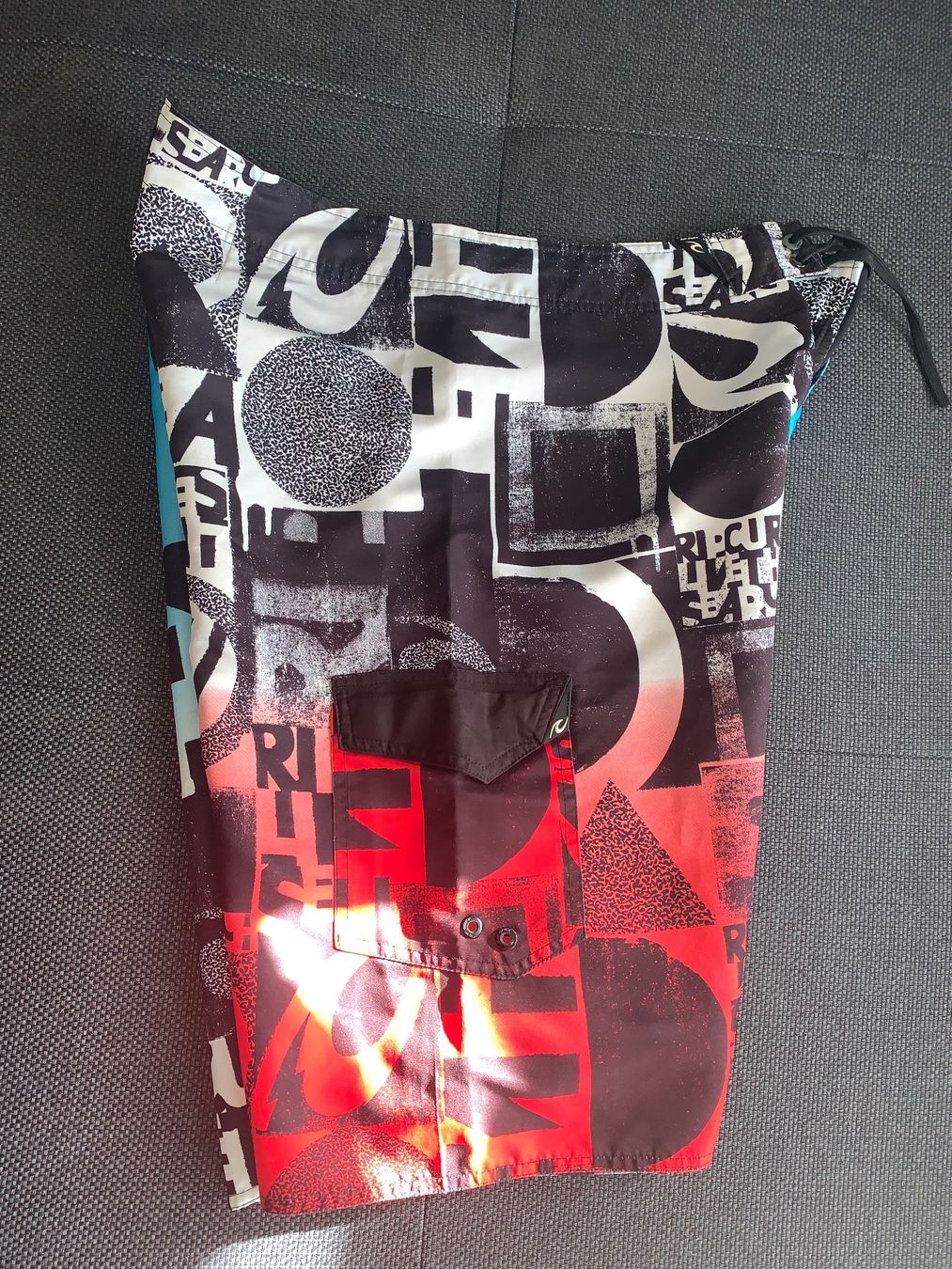 Costumi da bagno: Badeshorts Größe 48 RIP CURL – Usato da Zürich venduto da aua_86wf 3