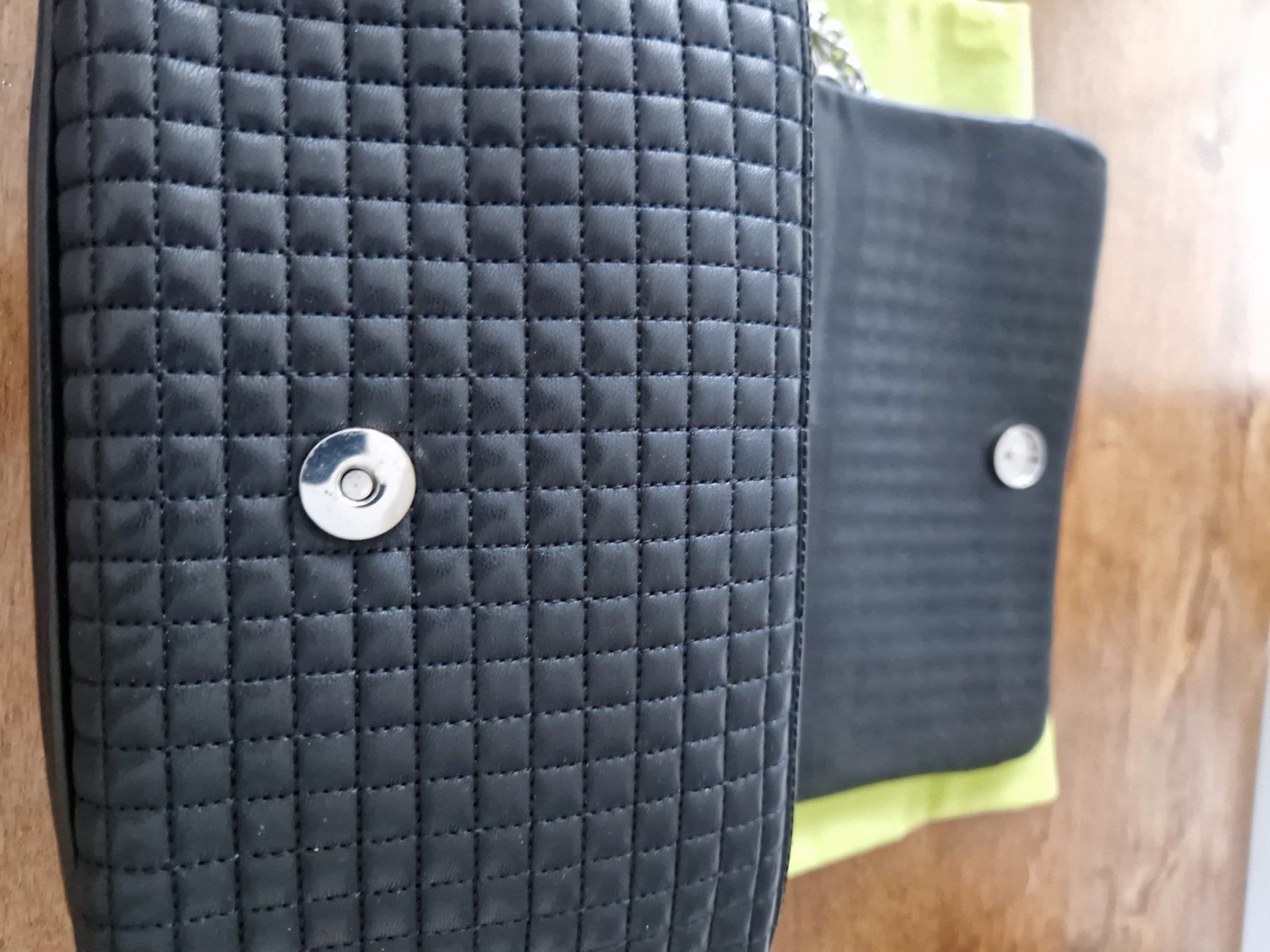 Versace Taschen für Damen: Versace Jeans Tasche NEU – Gebraucht aus Oberarth von majaromano 4