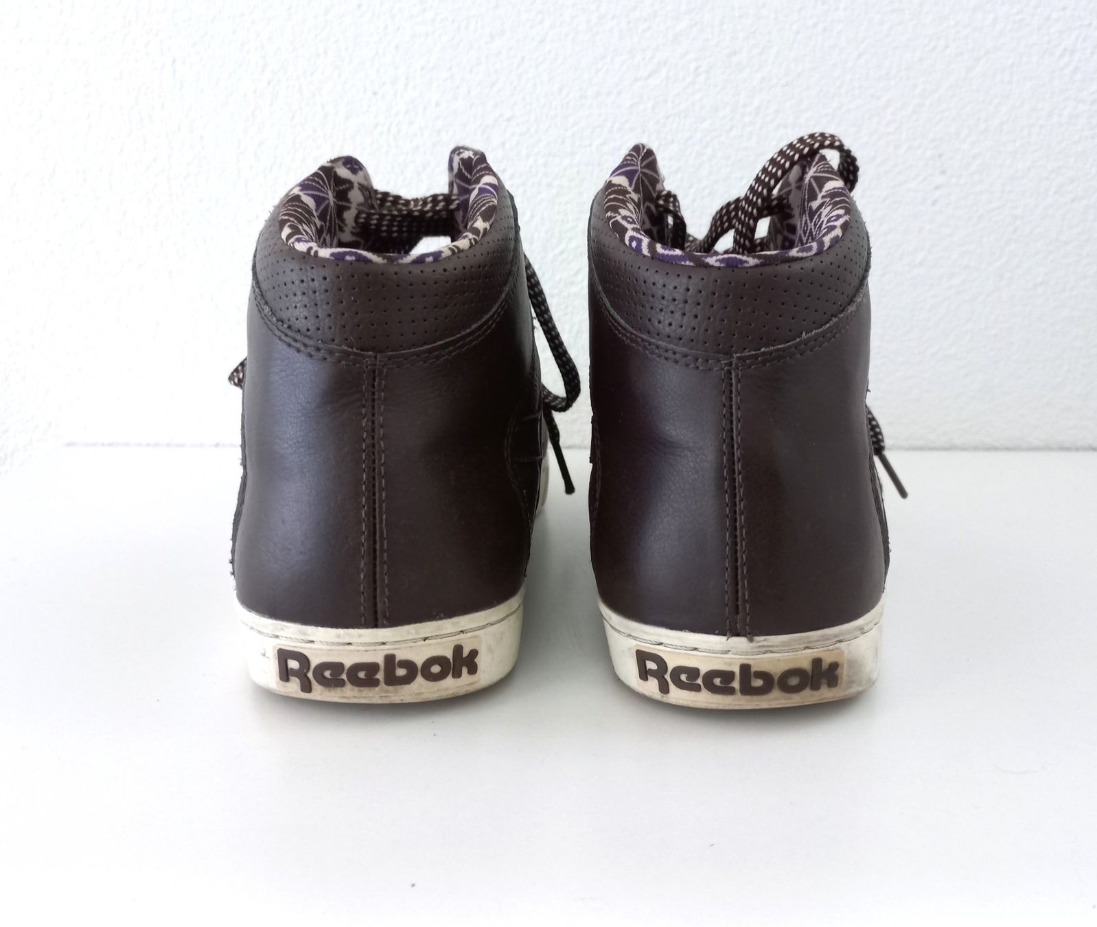 Reebok Scarpe da uomo: Reebok Herren Leder Sneacker Gr. 45 – Usato da Bévilard venduto da belkin 4