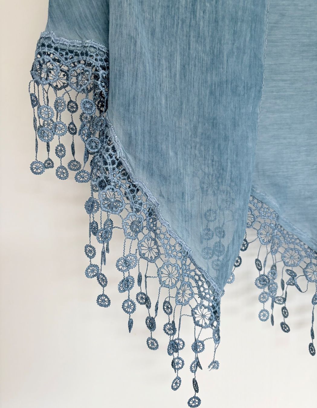 Foulards & écharpes: Seide Dreieckstuch – D'occasion à Unterägeri par Jutka_04 2