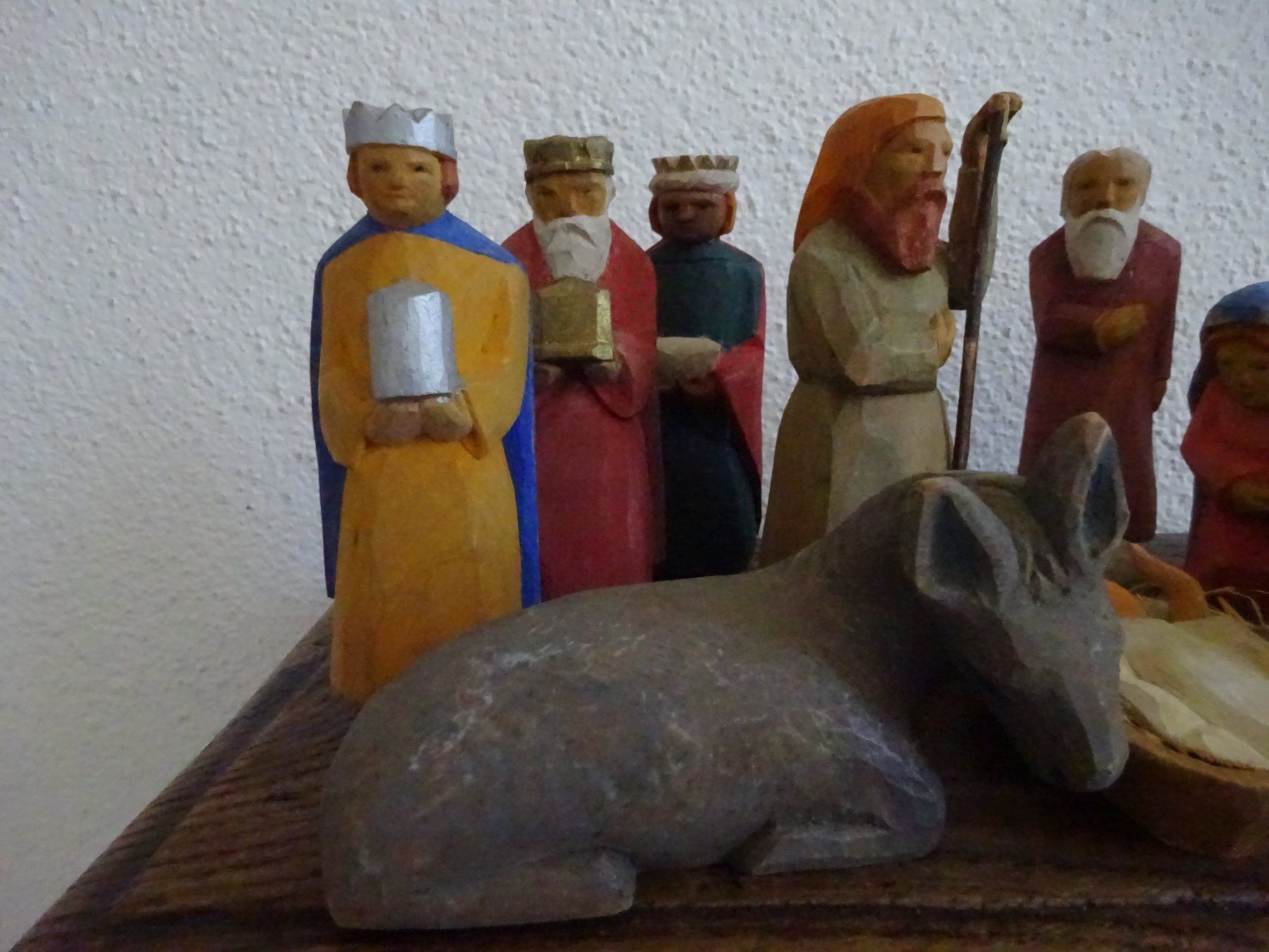 Sculture & Statue: Antike Krippe / Holz, vollständig – Usato da Esslingen venduto da eintagammeer 2