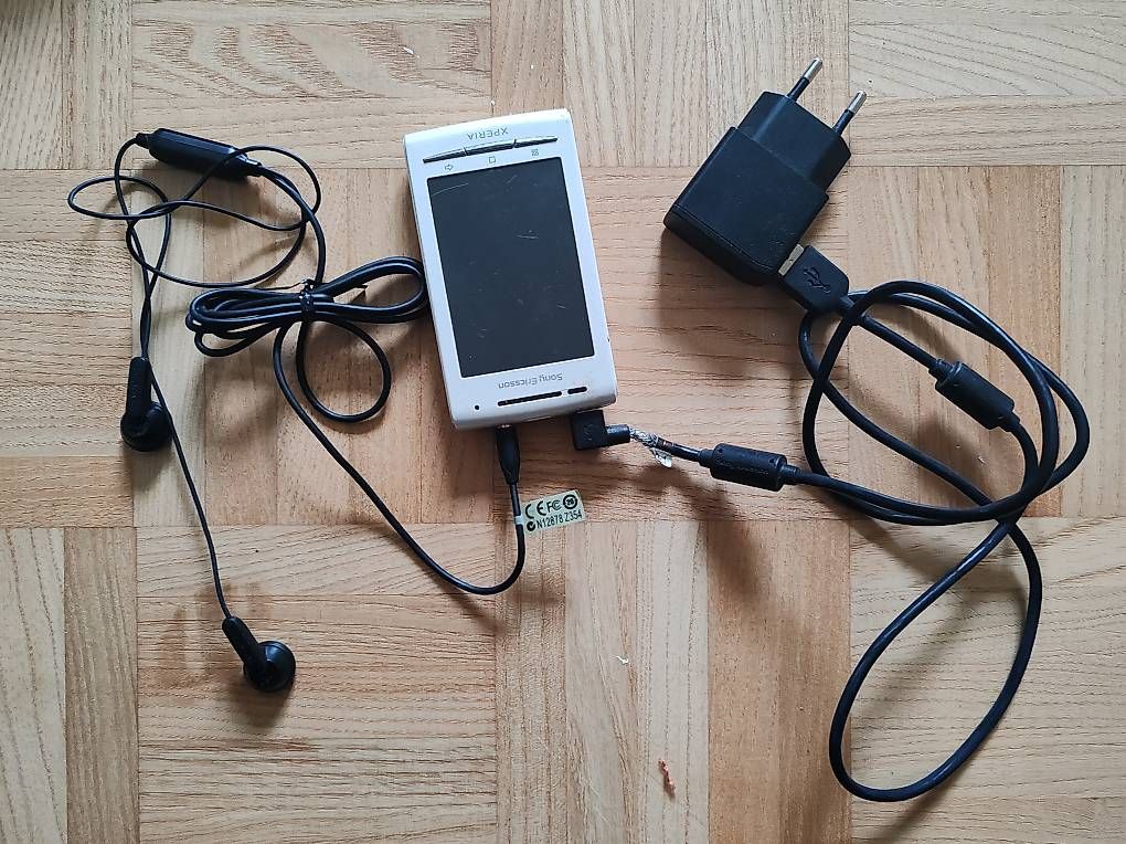 Sony Telefoni cellulari / Smartphones: Sony Ericsson Handy – Usato da Dübendorf venduto da lyd_7gxl 3