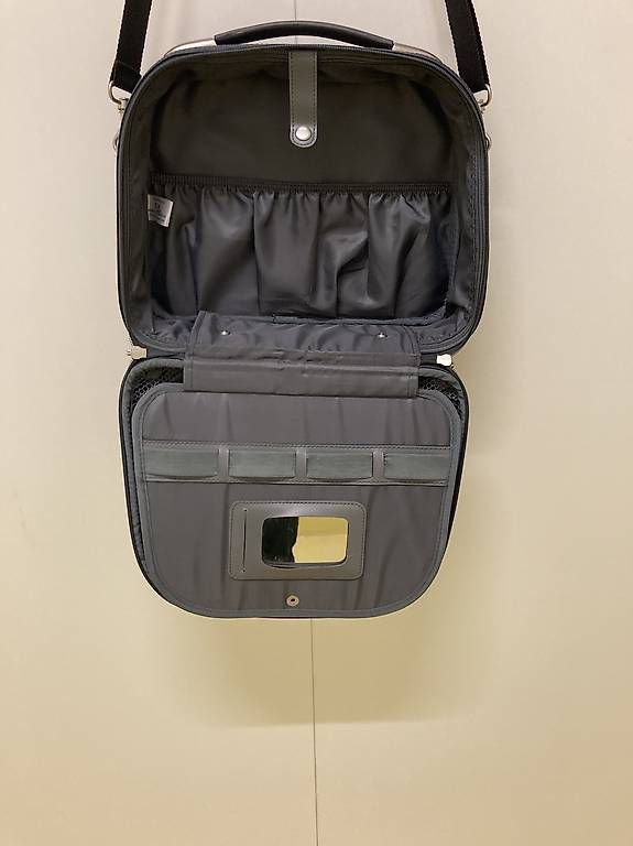 Taschen für Damen: Handtasche  – Gebraucht aus zürich von Apfel2 2
