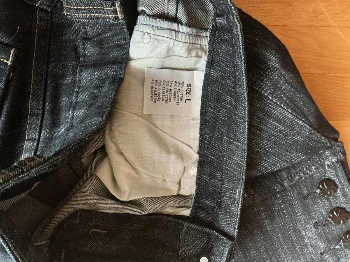 Jeans: Coole Jeans Shorts/Bermudas, Grösse L – Usato da Belp venduto da embudu20 5