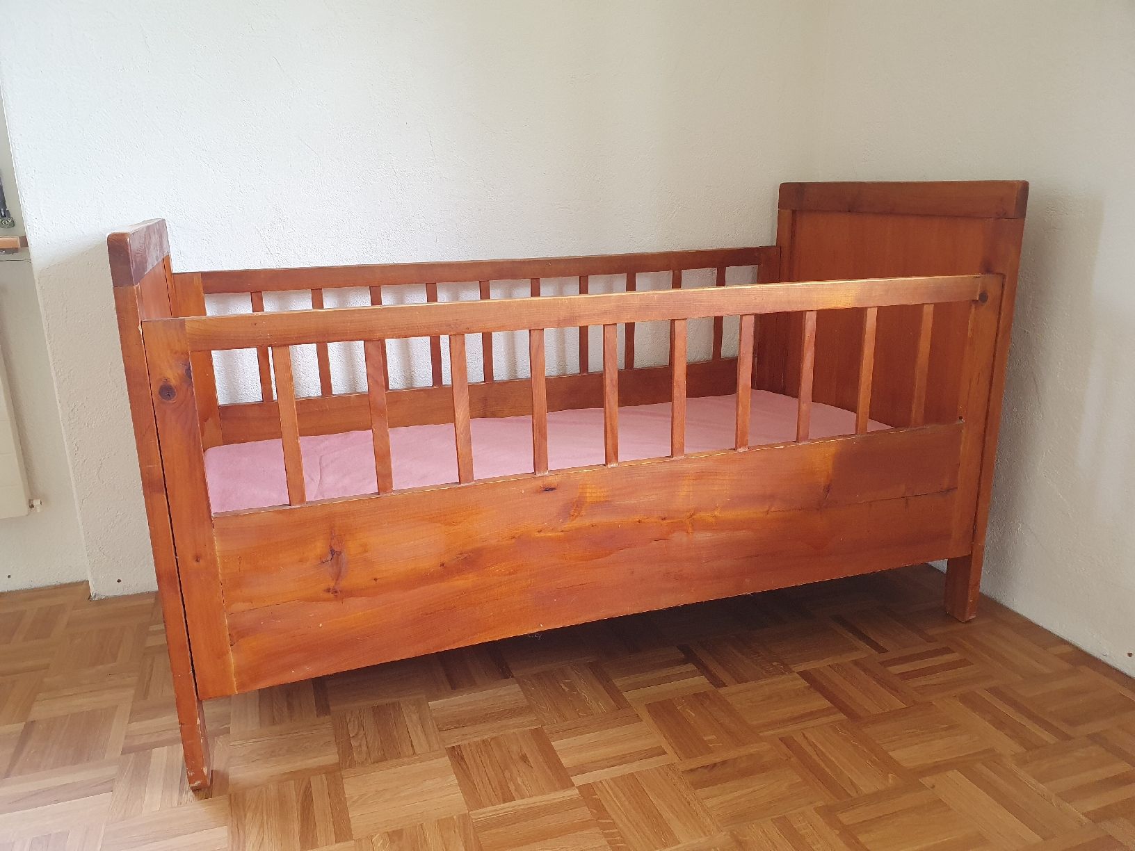 Lits: Altes Kinderbett – D'occasion à Schwarzenbach par ver3ker 1