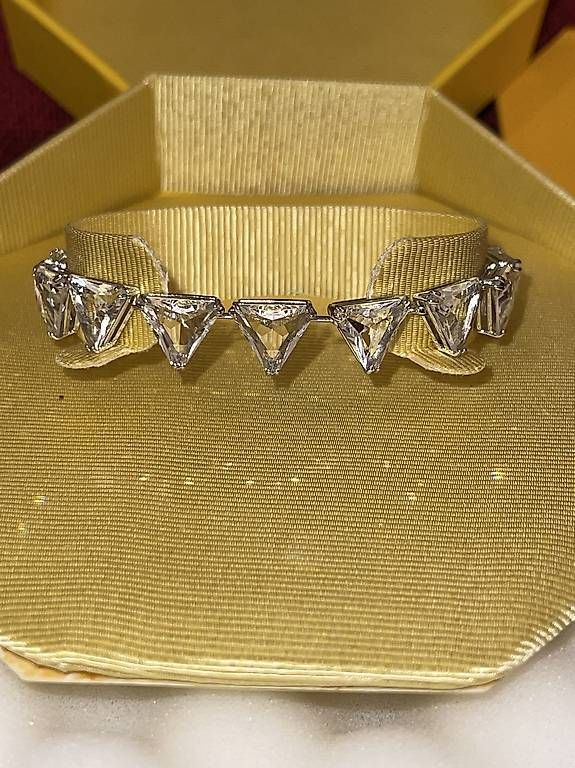 Armbänder & -reifen: À vendre Bracelet Swarovski  – Gebraucht aus Vernayaz von Nikita1971 1