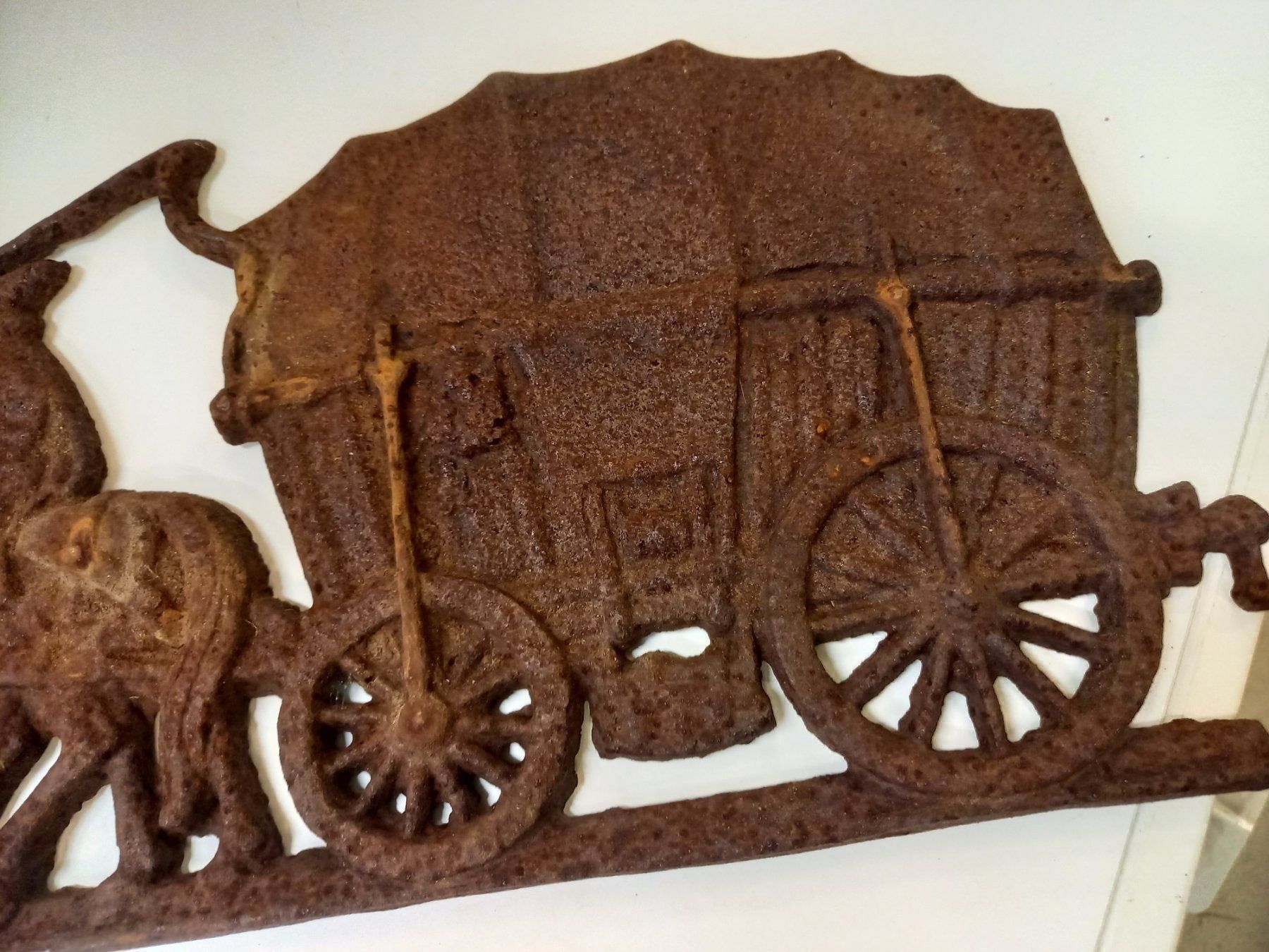 Tutte le decorazioni: Pferd mit Kutsche Schild Stahlguss Rost – Usato da Grossdietwil venduto da hufi10 2