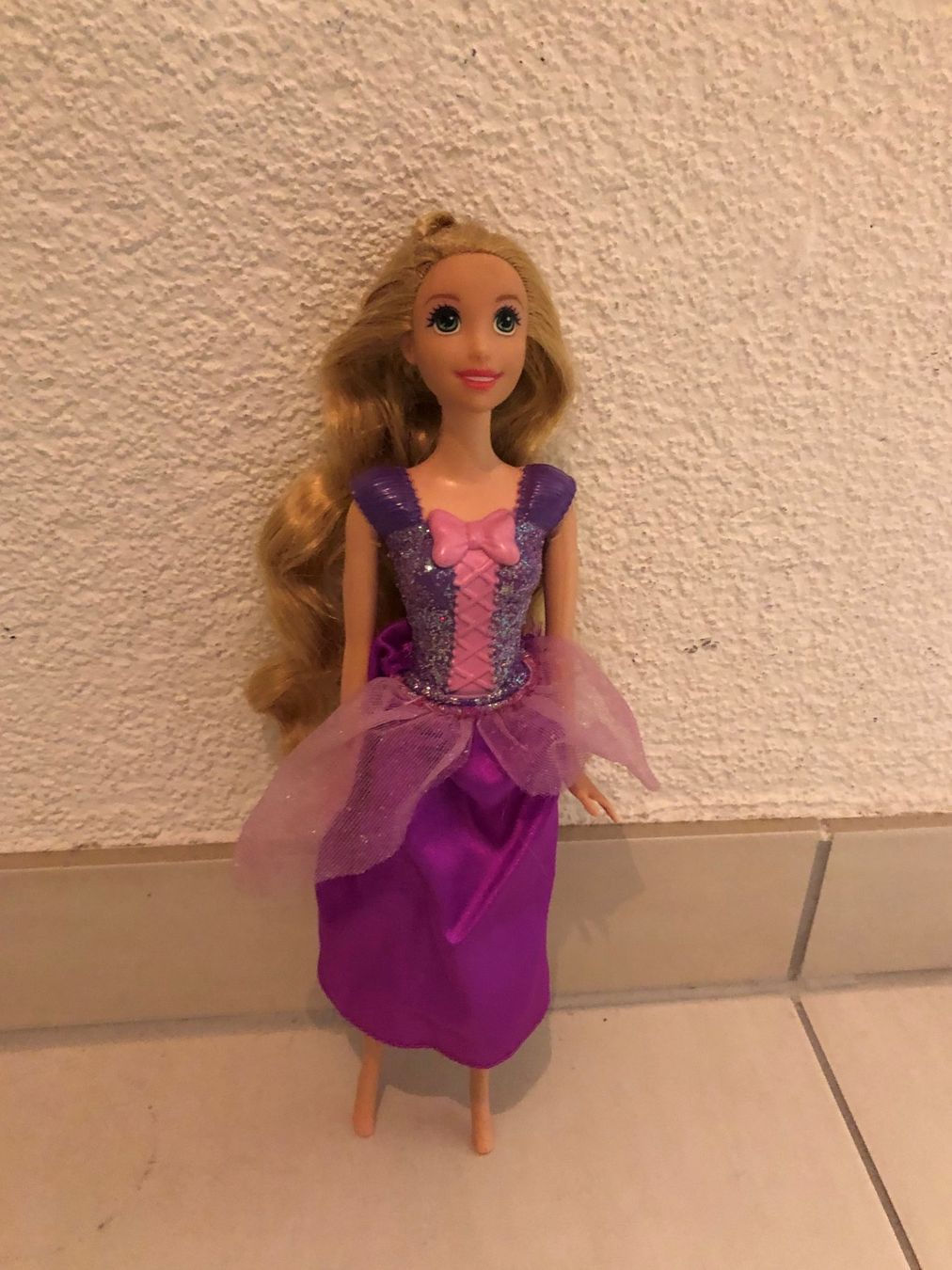 Disney Bambole: Barbie princess Raiponce – Nuovo (secondo la descrizione) da Estavayer-le-Lac venduto da Lor_tjg5